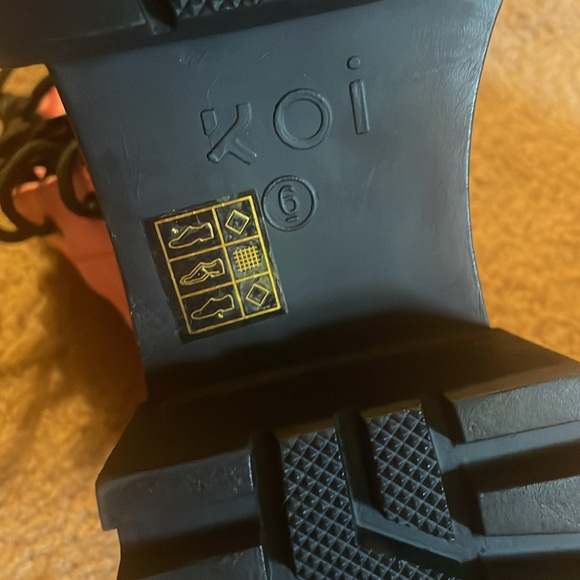 Light pink animal print combat boots - Picture 3 of 3